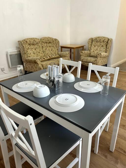 Leicester Spacious Flat With Free Parking Екстер'єр фото